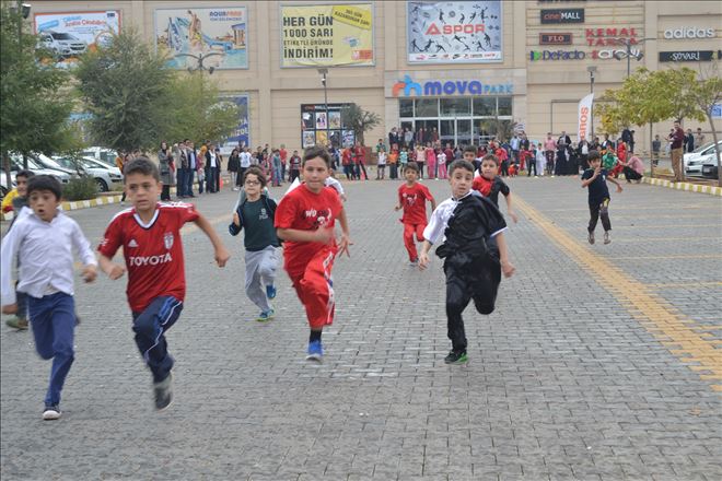 29 EKİM´DE GENÇLER MOVAPARK´TA BULUŞTU!