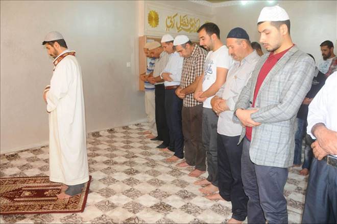 Okul temsilci seçiminde vadedilen mescit hizmete açıldı
