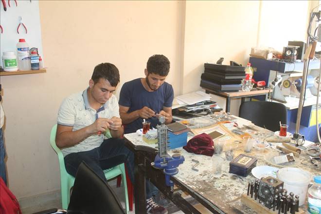 Kızıltepe´de gümüş telkari kursu veriliyor