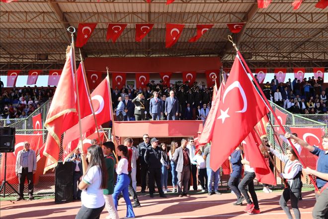 KIZILTEPE´DE CUMHURİYET BAYRAMI COŞKUSU