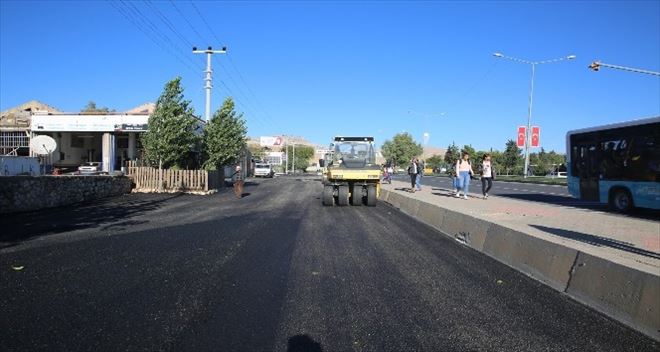 SANAYİ SİTESİNİN YOLLARI ASFALTLANDI