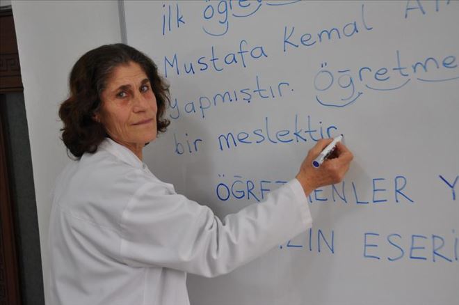Evinde oturmadı, hayatını eğitime adadı