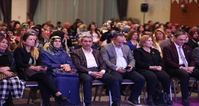 SEMPOZYUM SONA ERDİ