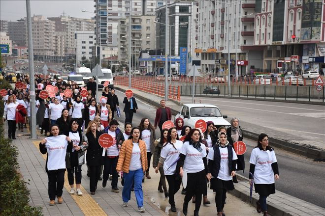 Mardin´de gebe okulu farkındalık yürüyüşü düzenlendi