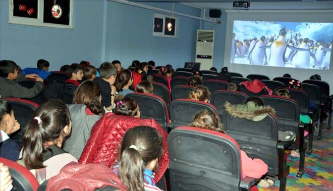 Çocuklar Sinemayla Buluşuyor