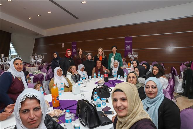 Muhtar Eşleri İçin Movapark da Program Düzenlendi
