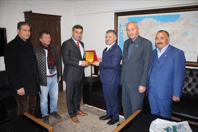 Mezopotamya Bulguruna Destek veren kaymakam Benek´e Plaket