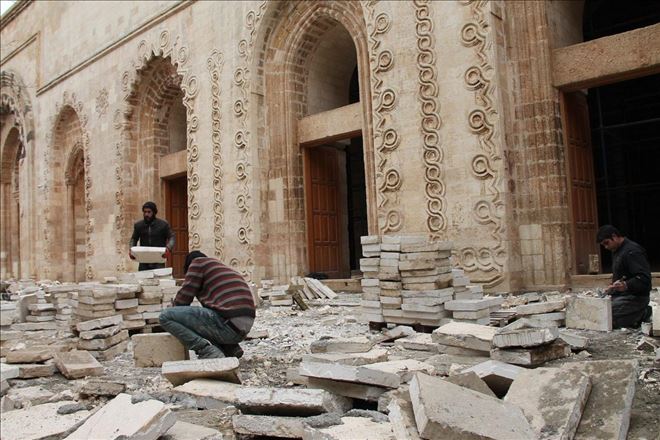 Ahıra çevrilen cami zulmün izlerini duvarlarında taşıyor