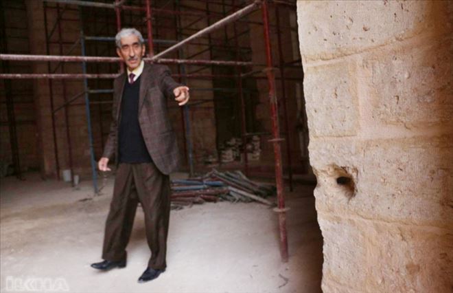 Ahıra çevrilen cami zulmün izlerini duvarlarında taşıyor