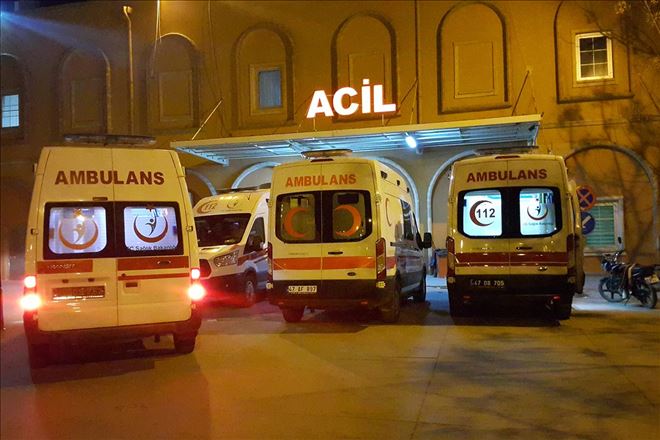 Kamyonet ile otomobil çarpıştı: 6´sı çocuk 8 yaralı