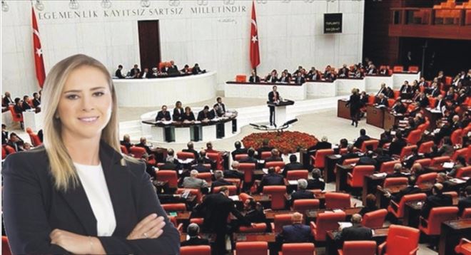 Bölünmez, 8 Mart Dünya Emekçi Kadınlar Günü Mesajı