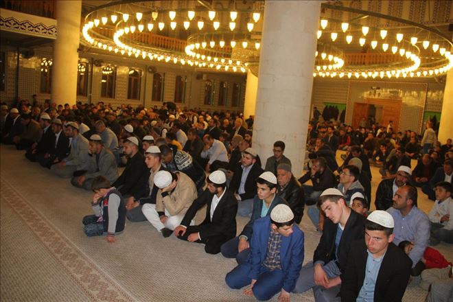 Midyat´ta Berat Kandili dualarla ihya edildi
