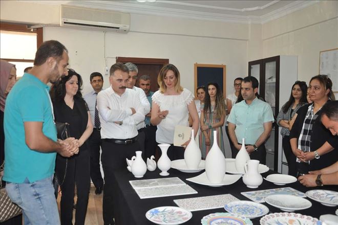 Kızıltepeli kadınlar çini kursu yılsonu sergisi açtı