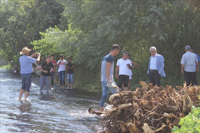 İçme suyu şebekesi patladı