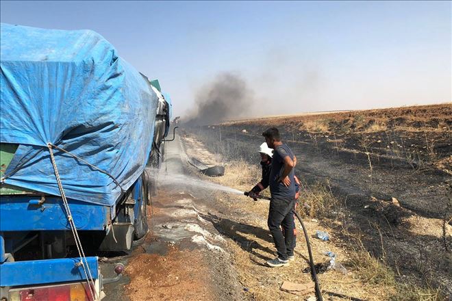 Balataları ısınan TIR´ın lastikleri yandı