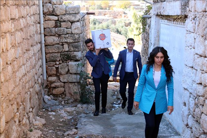 Mardin´de ihtiyaç sahiplerine gıda kolisi
