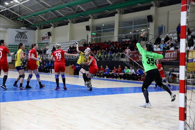 Baaşakspor  İzmir´i eli boş gönderdi