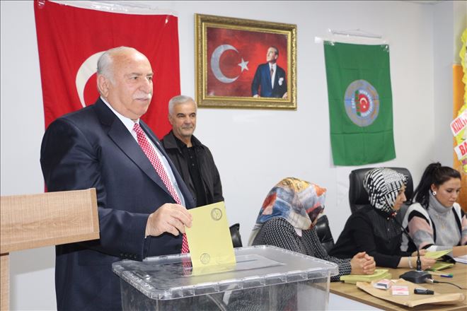 Bedirhan Dinler yeniden başkan
