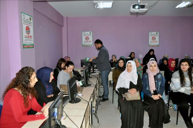 Annelere bağımlılık ve uyuşturucu ile mücadele eğitimi verildi
