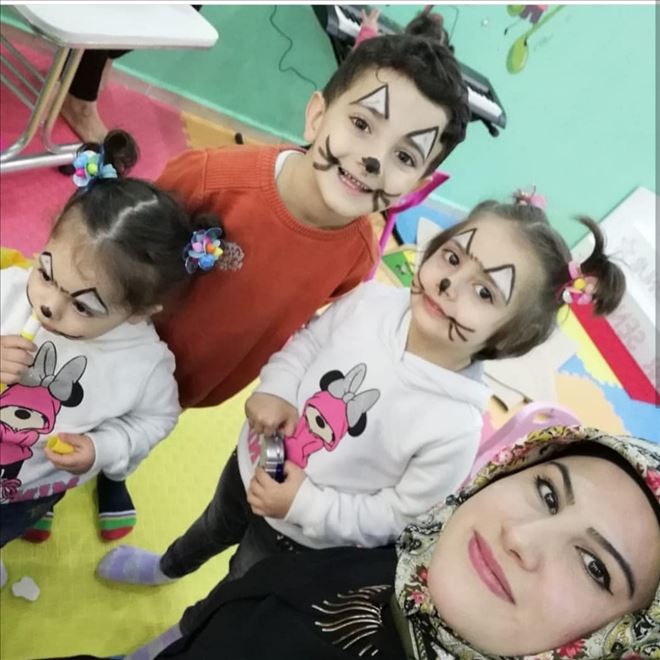 Afacanlar eğlenerek meslekleri tanıyor