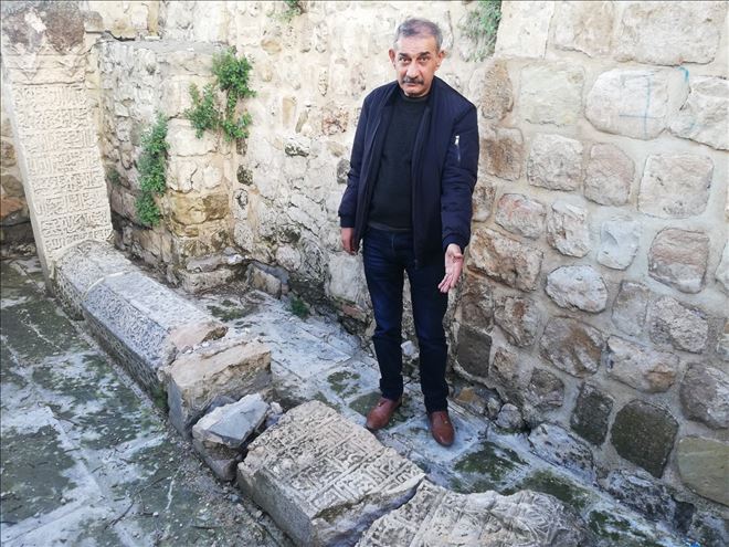 Mardin´de tarihi mezarlar tahrip edildi