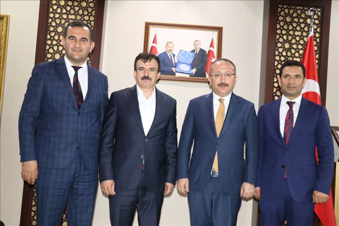 Trabzonlu Validen Siirt´e 5 Yıldızlı Spor Tesisi..
