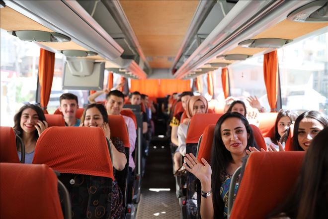 Artuklu Belediyesi´nden Öğrencilere YKS Öncesi Moral Gezisi