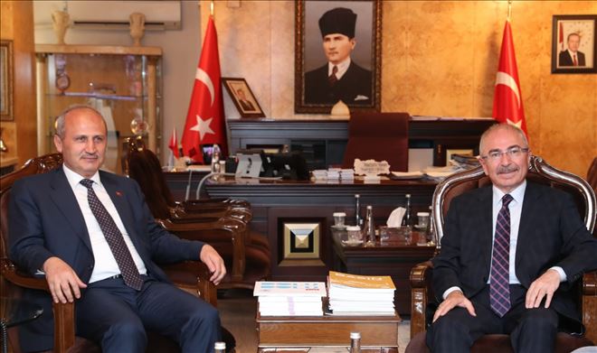 Ulaştırma ve Altyapı Bakanı Turhan, Mardin´de