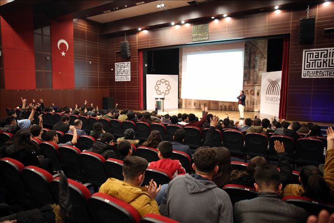 Öğrencilere sınav kaygısı ve motivasyon konferansı