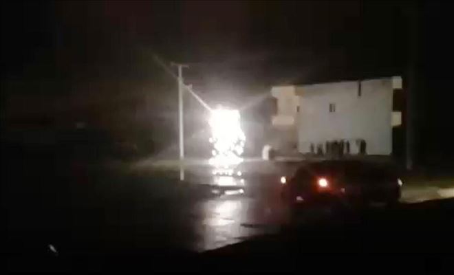 Patlayan elektrik hattı korku yaşattı