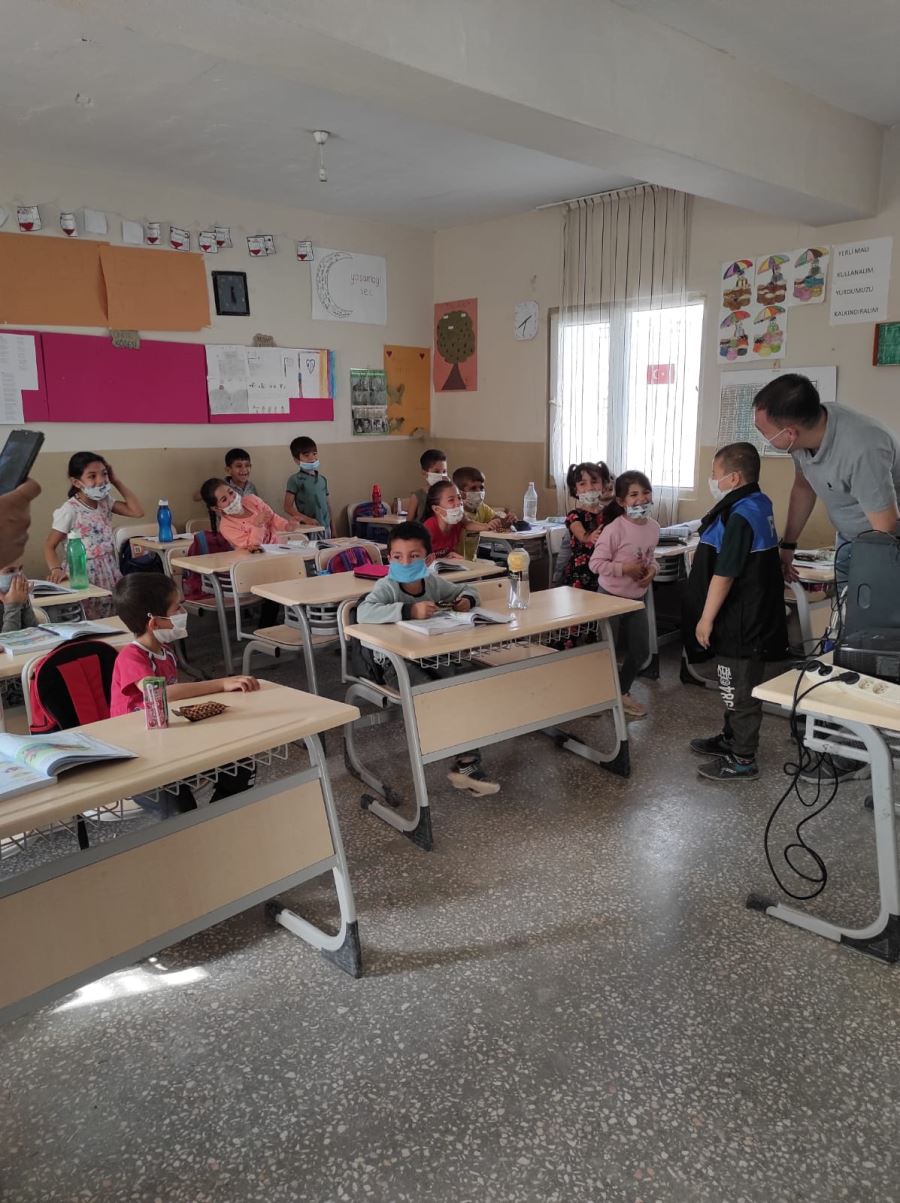 Hayırsever’den Kızıltepe’ye EBA sınıfı desteği