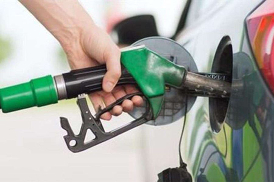 Benzine zam geliyor