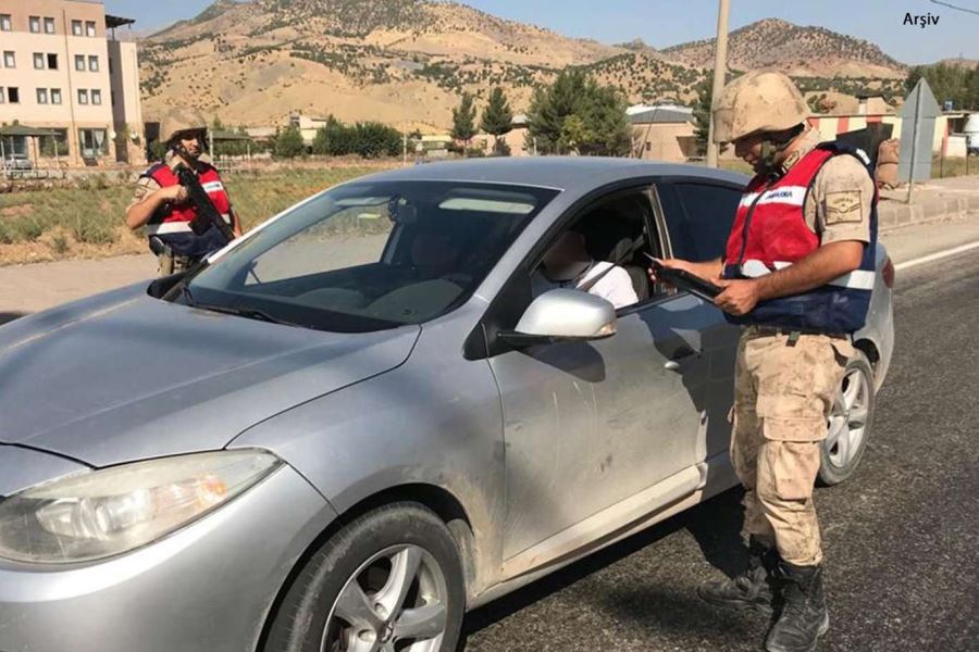 Sahte sürücü belgesi ibraz eden sürücü hakkında yasal işlem yapıldı