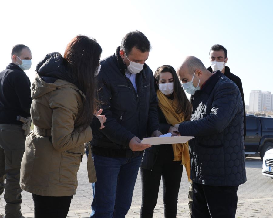 Vali Demirtaş, Hafta Sonu da Mesaisini Sürdürüyor
