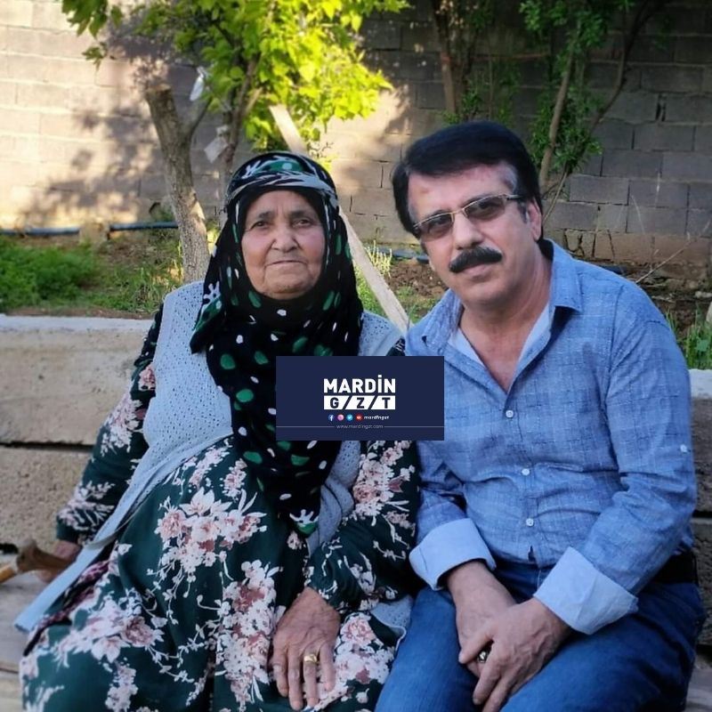 Bekes Siraç’ın annesi coronavirüsten hayatını kaybetti