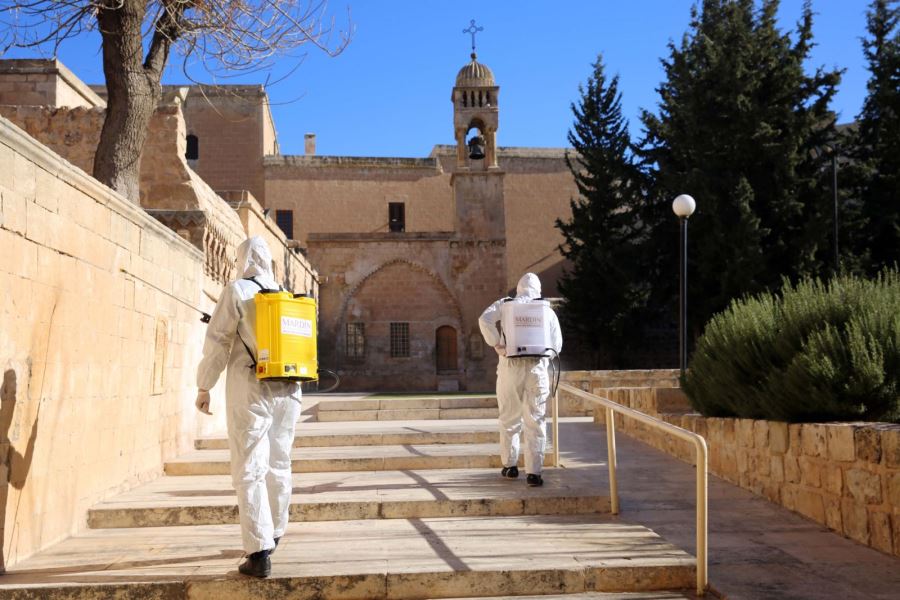 Büyükşehir Belediyesi Noel öncesi manastır ve kiliseleri dezenfekte etti