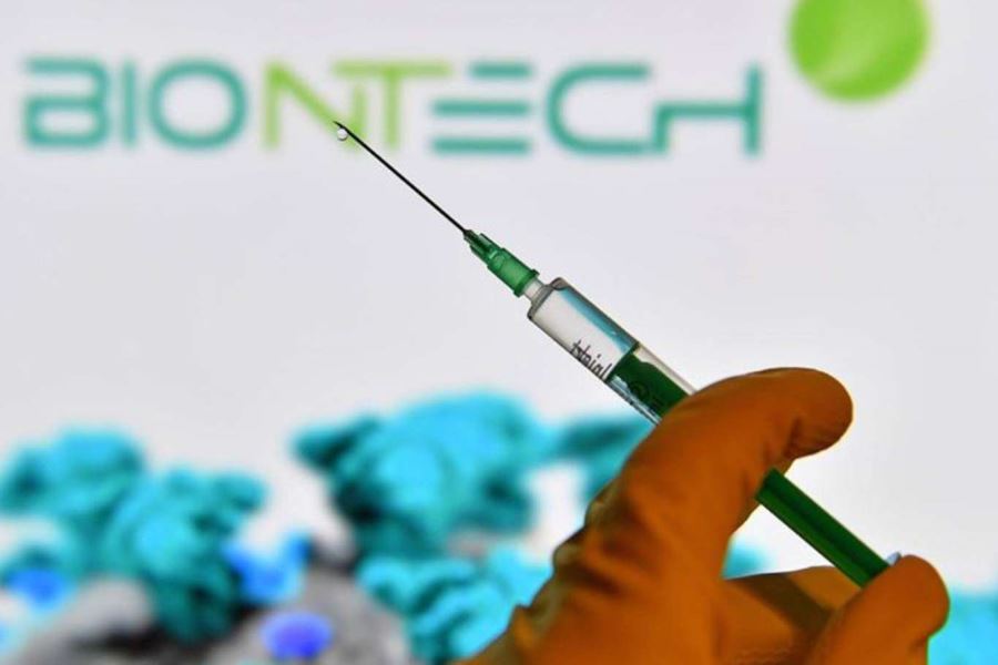 Bakan Koca: BioNTech ile anlaşma imzalandı