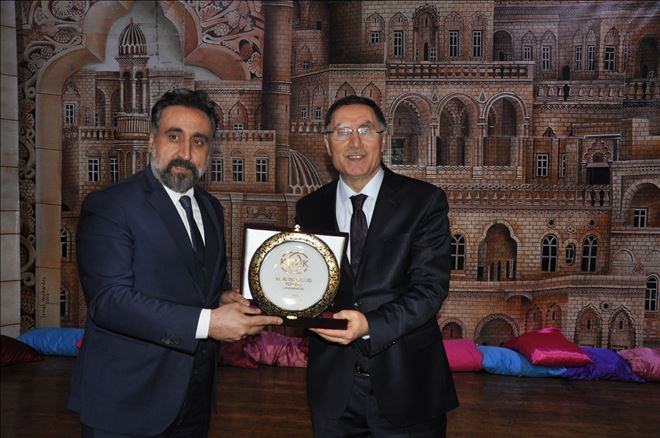 Artuklu Üniversitesi´nin bu haftaki konuğu; Kamu Başdenetçisi Şeref Malkoç oldu