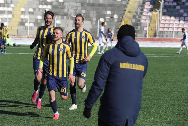 Başakspor yoluna dolu dizgin devam ediyor