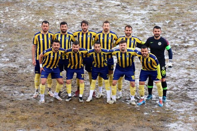 Başakspor Yüsksekova´dan 3 puanı 3 golle aldı