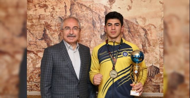 Şampiyon Rusya´ya hazırlanıyor
