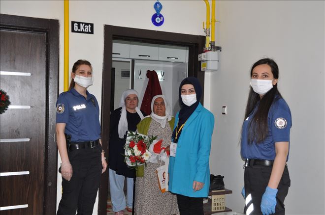 Osmaniye´de görev yapan jandarma personelinin annesine büyük Vefa