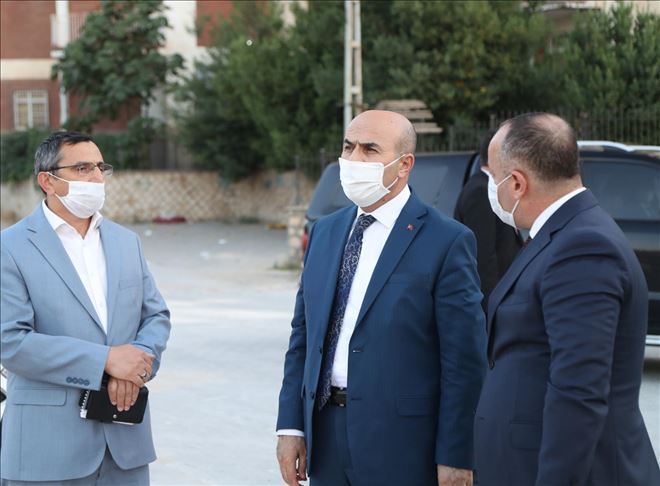 Vali Mahmut Demirtaş pazar yerleri hakkında bilgi aldı