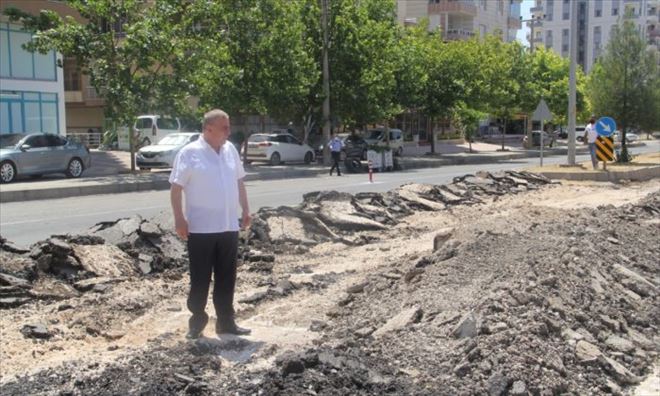 Midyat´ta asfaltlama çalışmaları sürüyor