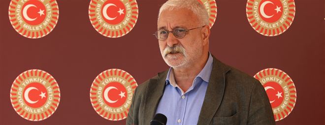 Tuma Çelik HDP´den ihraç edildi
