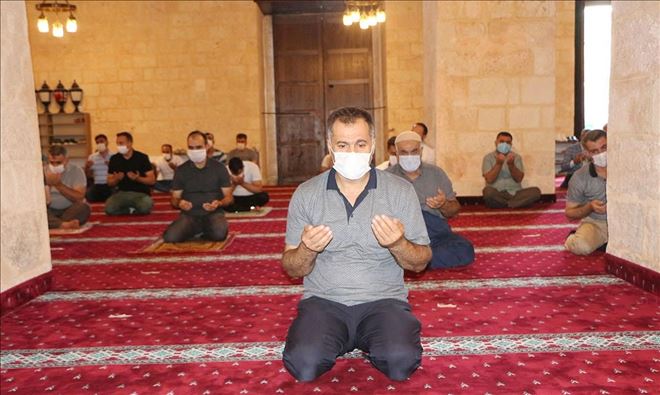 Mardin´de sosyal mesafeli bayram sevinci