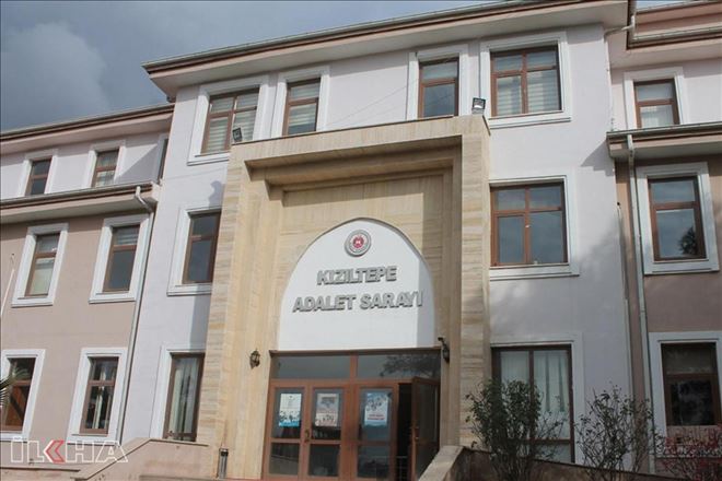 Savcılıktan ?Ku?c?u?k c?ocug?a zorla sigara ic?irmeye c?alıs?tı