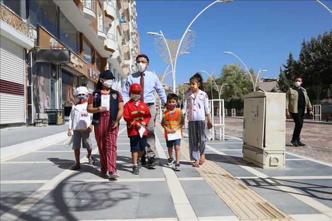 Minik görevliler denetimlere katıldı