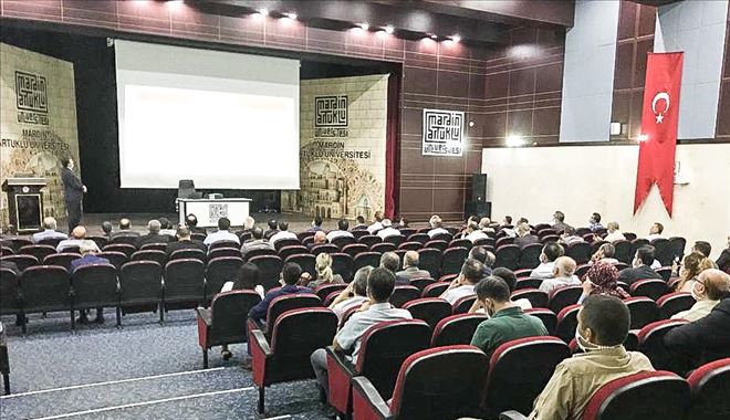 Kamu görevlilerinin hizmet içi eğitim semineri