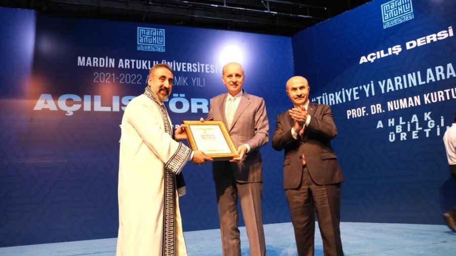  MAÜ’nün Akademik Yıl Açılışını Numan Kurtulmuş Yaptı